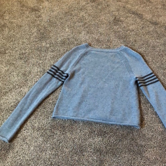 Cute grey sweater - Picture 3 of 4